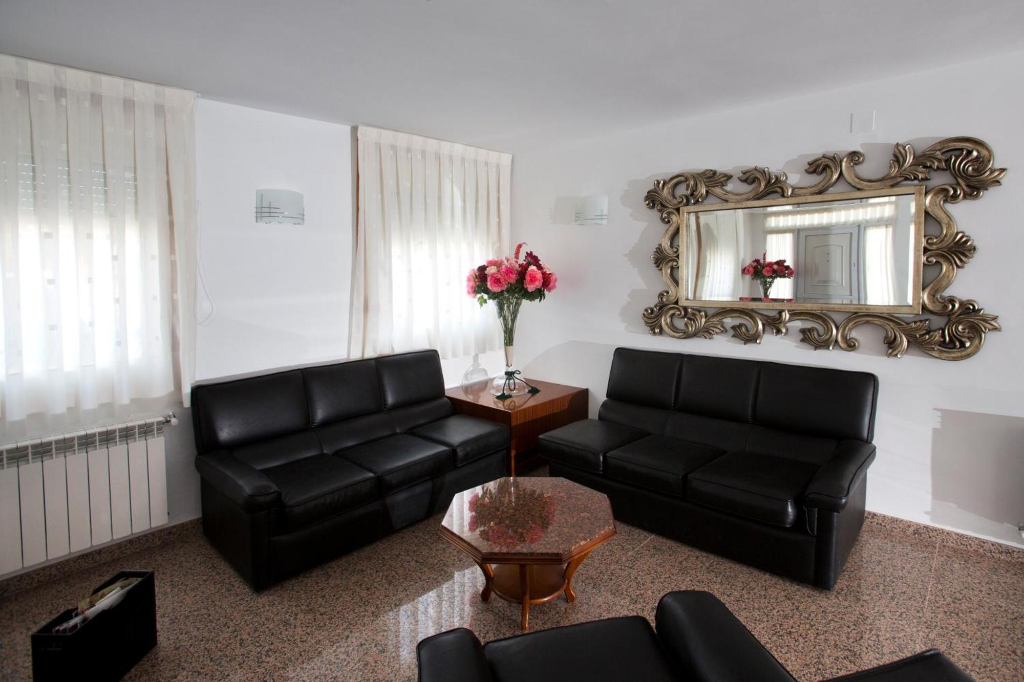 Hotel Marivella Calatayud Exteriér fotografie