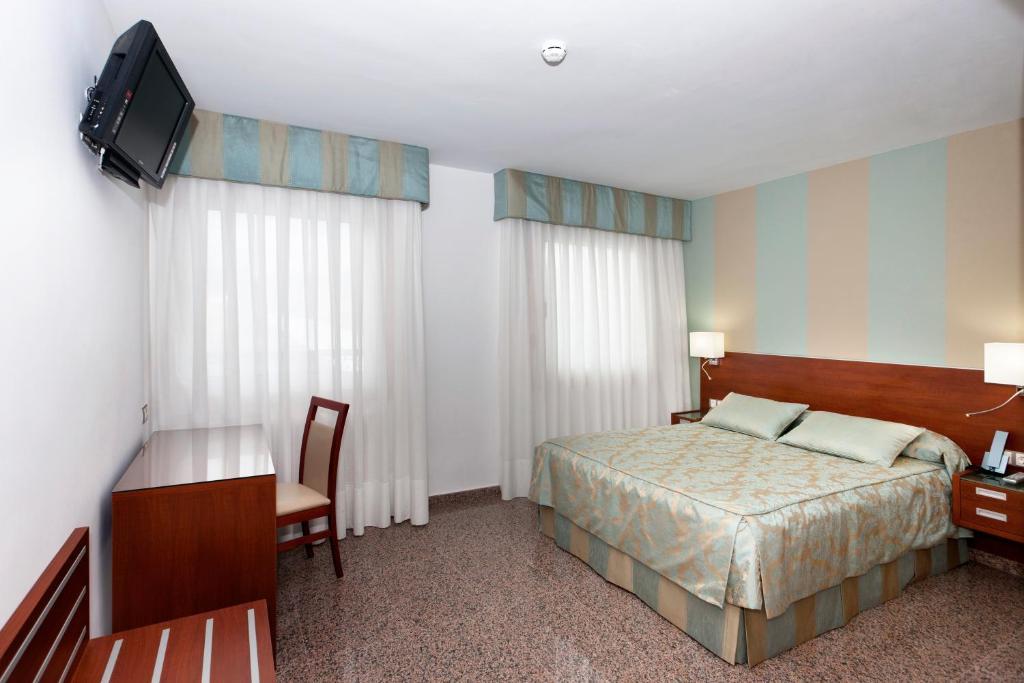 Hotel Marivella Calatayud Pokoj fotografie
